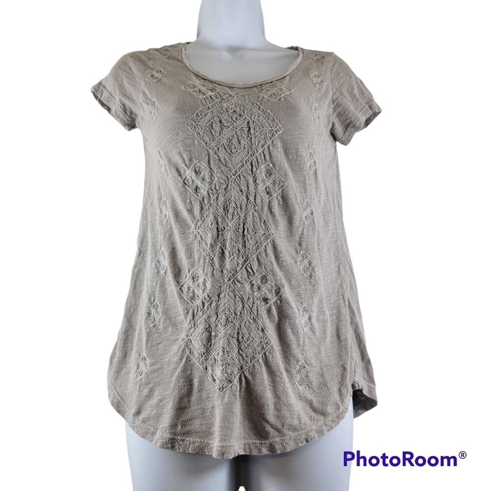 Lucky Brand Light Grey Embroidered Short Sleeve Tee Size XS
